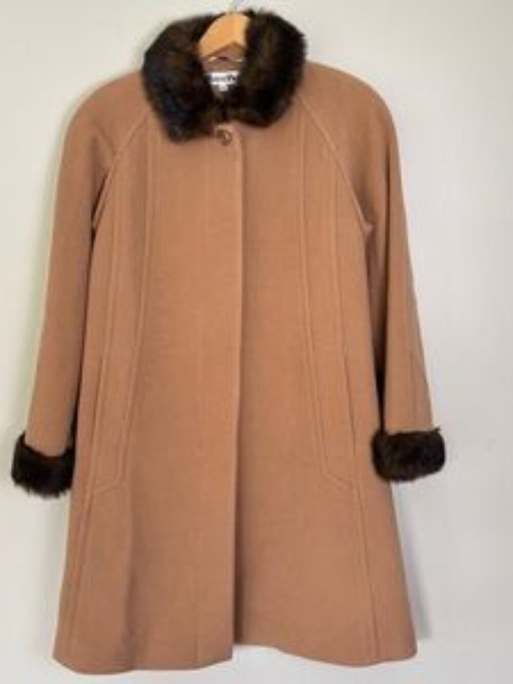 Vintage Barrie Pace Wool Blend Coat-Faux Fur Trim-Camel-Women's Size 8-Glamour